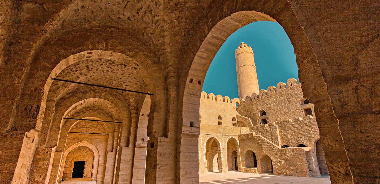 Faszinierende Architektur in der UNESCO-Welterbe-Stadt Sousse in Tunesien.
