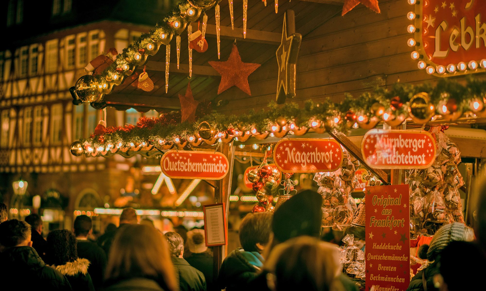 Festliche Weihnachtsmärkte stehen bei Flusskreuzfahrten im Advent auf der Agenda
